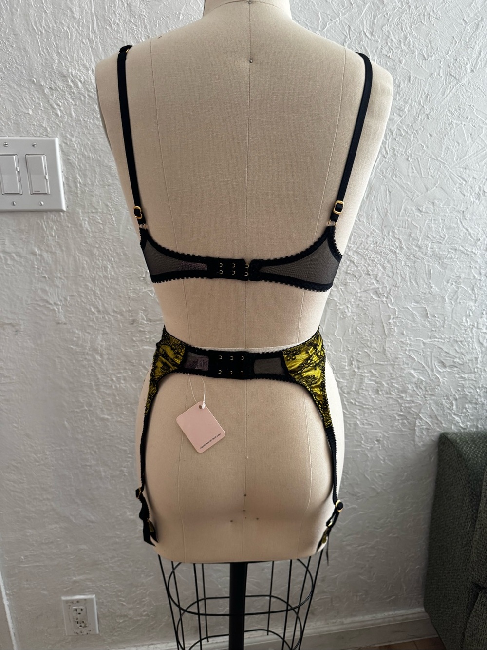 Agent Provocateur Yellow Lace and Black Trim Lingerie Set - Picture 6 of 13